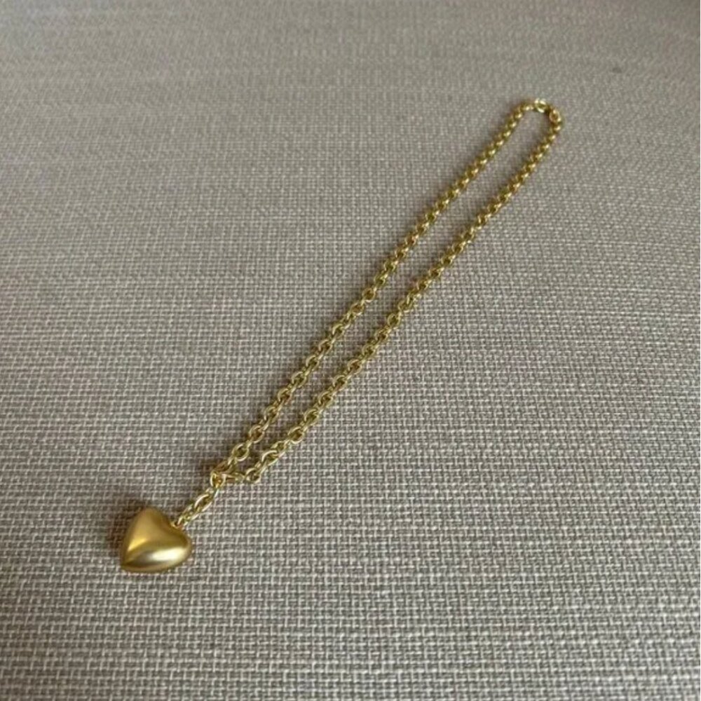 BEST Roxanne Assoulin The Mini Puffy Heart Necklace Gold - Picture 3 of 4